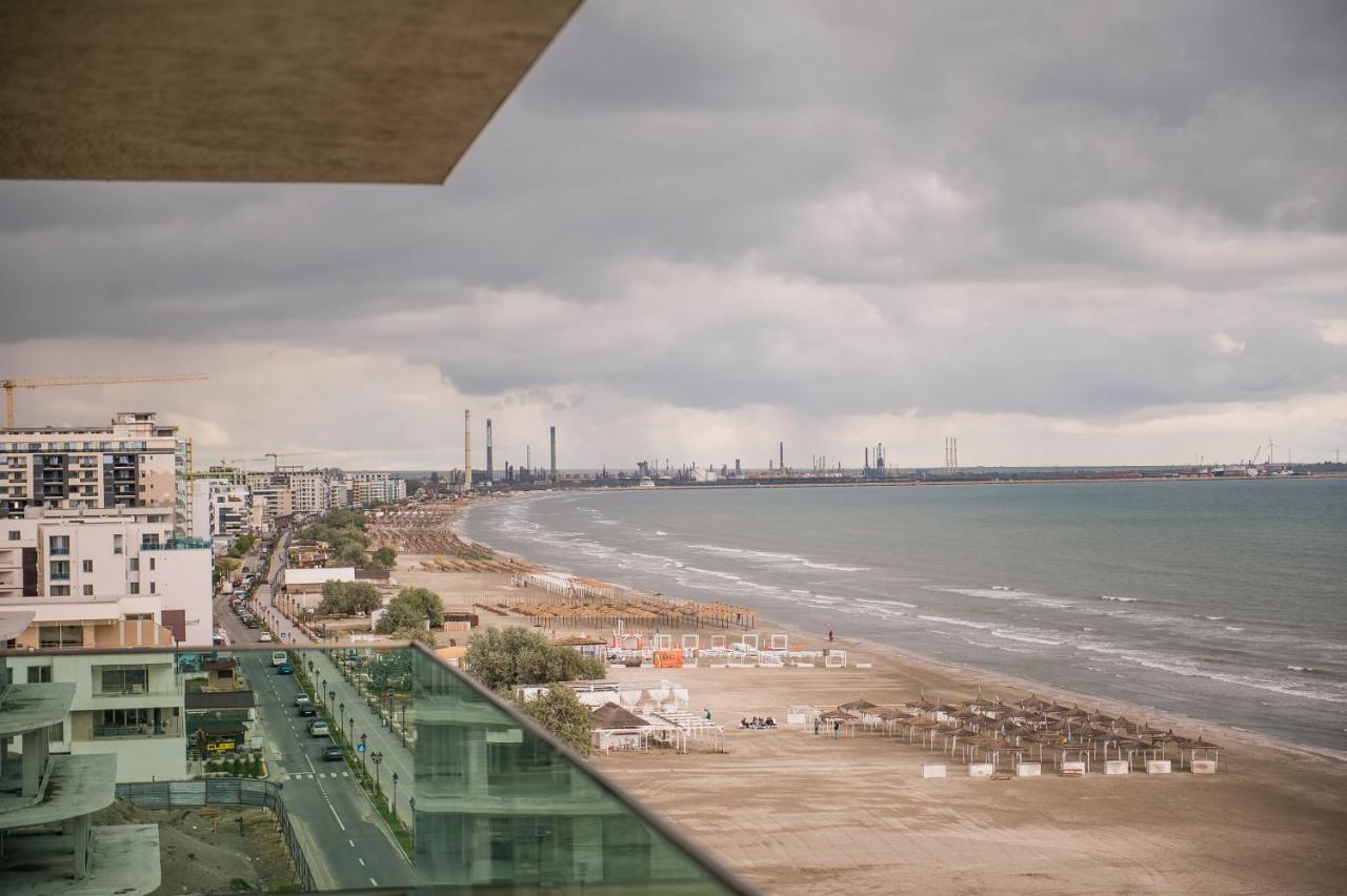 Luxury Promenada Apartment - Frontal Beachfront Mamaia Nord Năvodari 외부 사진