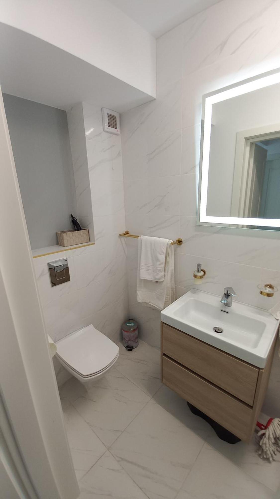 Luxury Promenada Apartment - Frontal Beachfront Mamaia Nord Năvodari 외부 사진